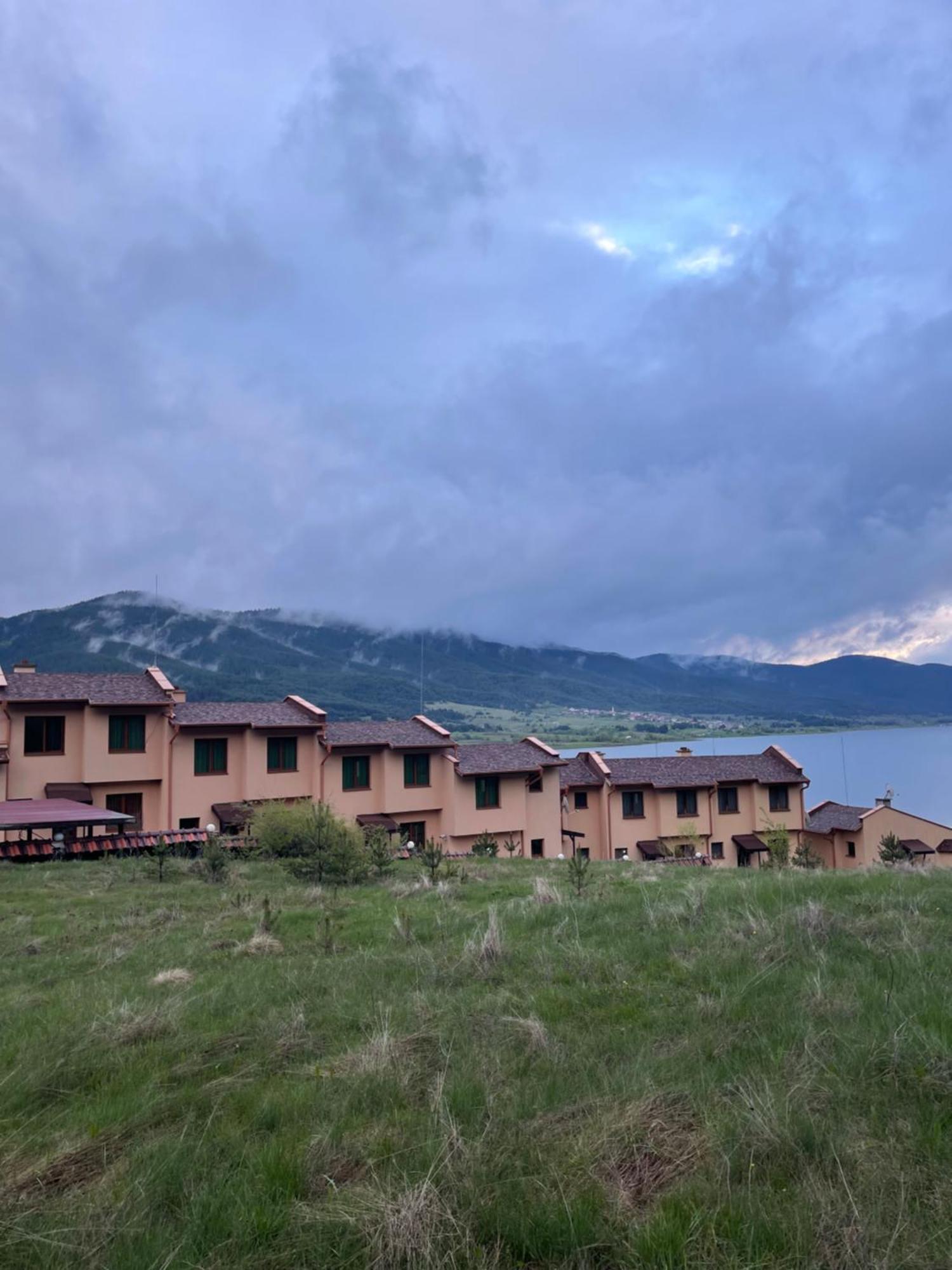 Vip Complex Hotel Sarnitsa Exterior photo